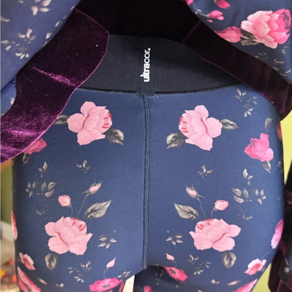 Ultracor Purple and Black Activewear Set - Picture 10 of 10
